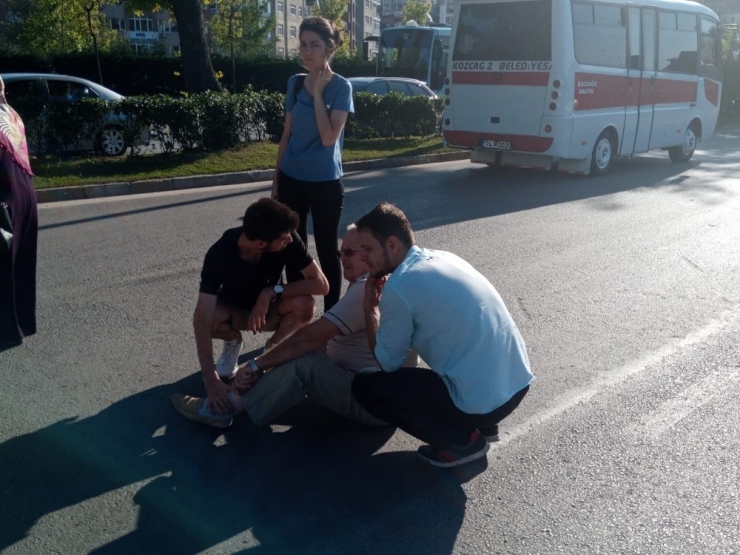 Hızını Alamayan Sürücü Yaya Geçidinde Yaşlı Adama Çarptı
