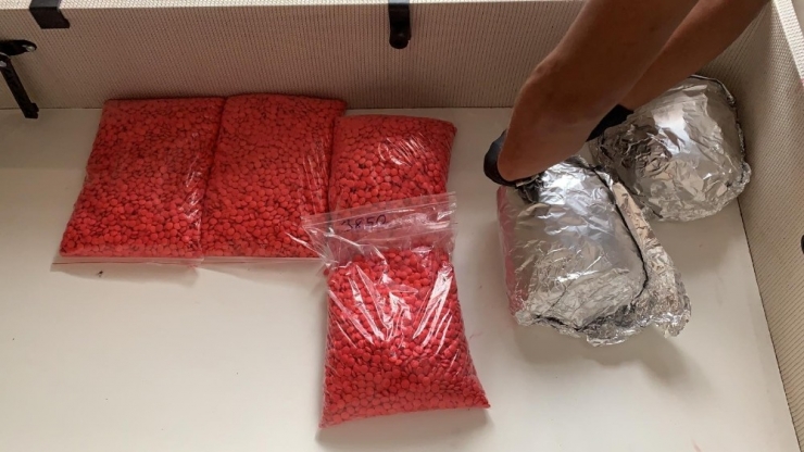 Adana’da Uyuşturucu Hap Operasyonu