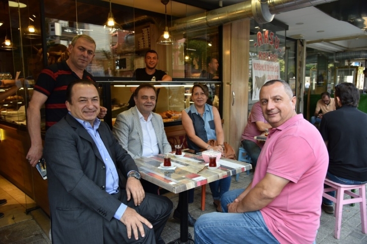 Başkan Şahin Esnaf Ve Vatandaşlarla Bir Araya Geldi