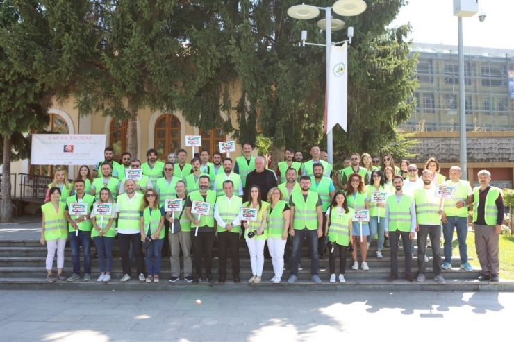 Bolu Belediyesi’nin Temizlik Kampanyasına İlk Destek Gazetecilerden