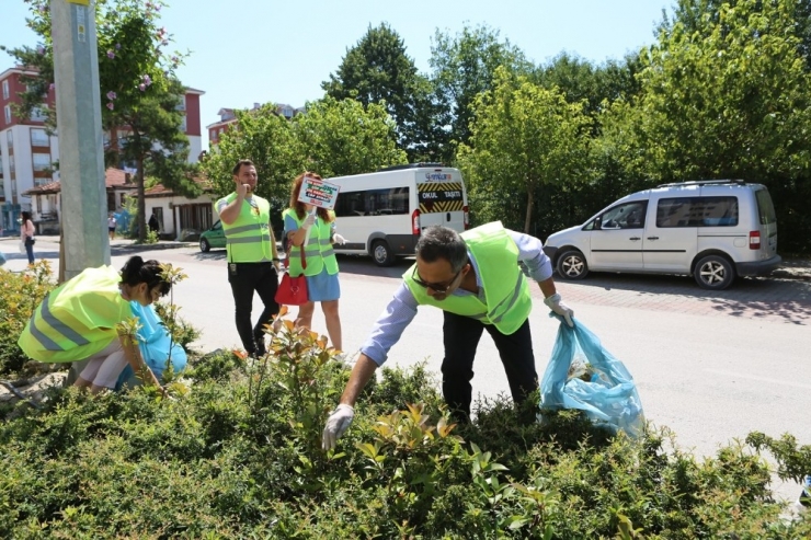 Bolu Belediyesi’nin Temizlik Kampanyasına İlk Destek Gazetecilerden