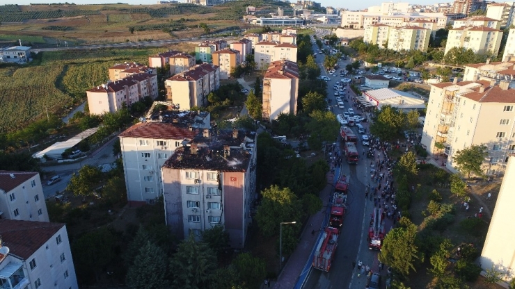 Bursa’da Yanan 3 Apartman Havadan Görüntülendi