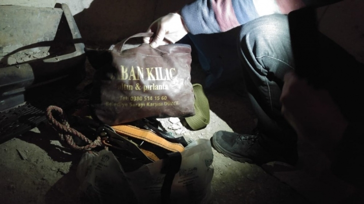 Arabası Çalınan Vatandaşlara Polisten Bayram Sürprizi