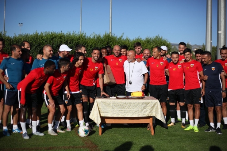 Abdennour’un Doğum Günü Kutlandı