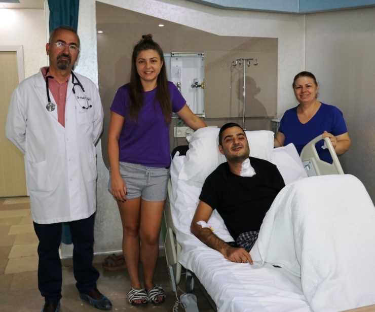 İzmirli Hasta Van’da Sağlığına Kavuştu