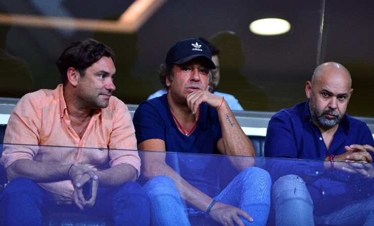 Uefa Şampiyonlar Ligi 3. Ön Eleme: Başakşehir: 0 - Olympiakos: 0 (Maç Devam Ediyor)