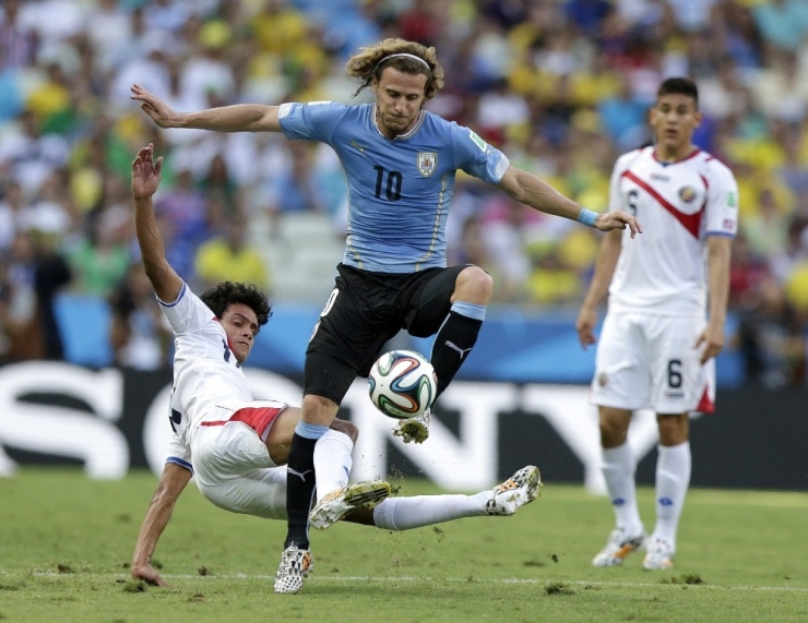 Uruguaylı Futbolcu Diego Forlan, 40 Yaşında Futbolculuk Kariyerini Noktaladı