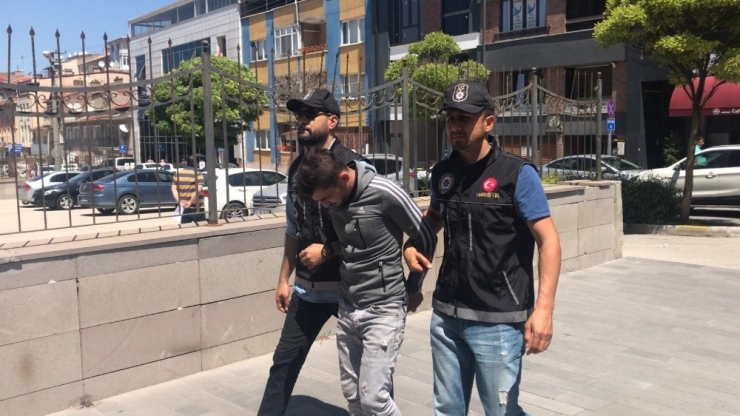 Uyuşturucu Ticareti Yaptıkları İddia Edilen Şüpheliler Adliyede