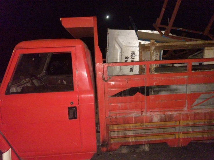 Kaş’ta Konteyner Hırsızı Yakalandı