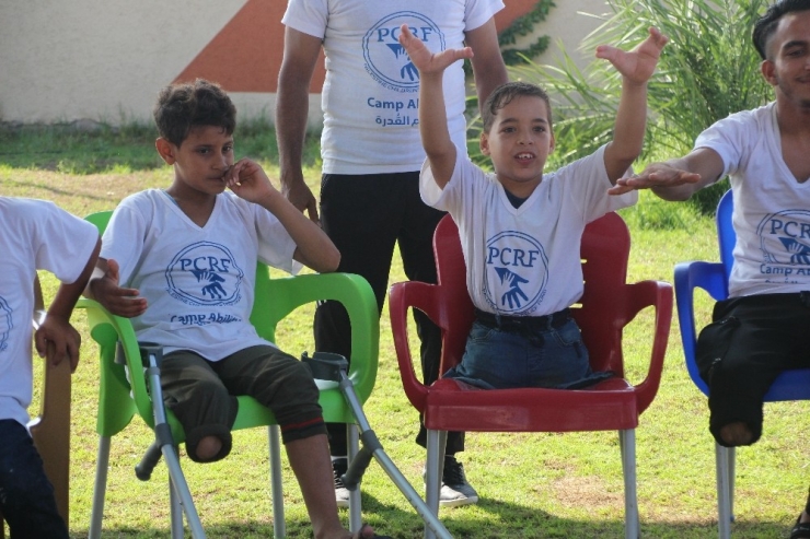 Gazze’de Ampute Çocuklar Unutulmadı