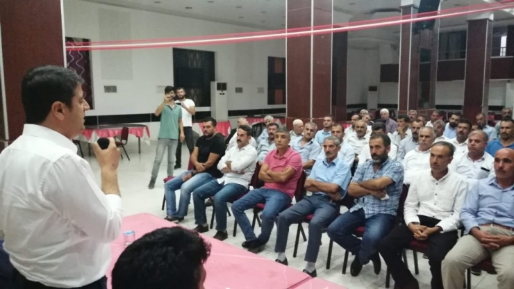 Tutdere Bu Kez Kahta’da Muhtarla Buluştu