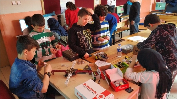 İmam Hatipli Öğrenciler Teknofest 2019’a Katılma Hakkı Kazandı