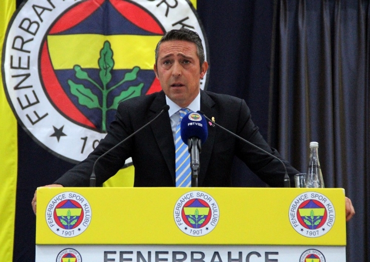 Ali Koç: "Futbolda Finansal Durumları Göz Önünde Bulundurarak Adım Atıyoruz"