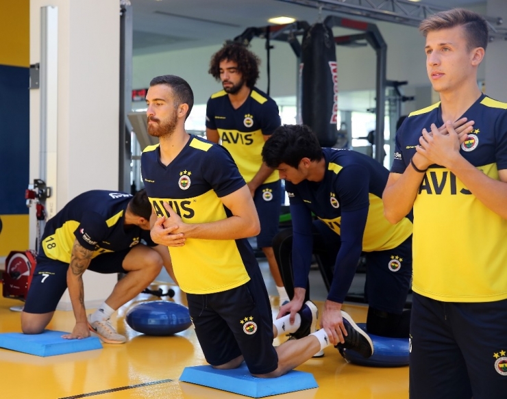 Fenerbahçe, Yeni Sezon Hazırlıklarını Sürüdürüyor