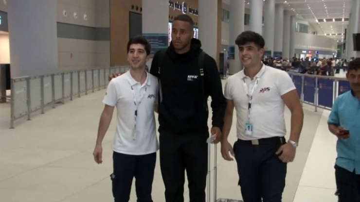 Fenerbahçe’nin Yeni Transferi Zanka İstanbul’a Geldi