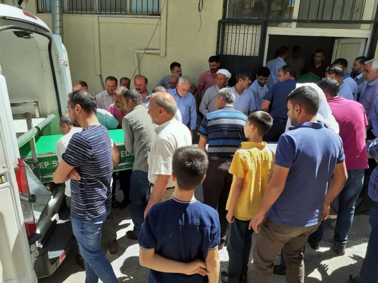 Kazada Ölen Gençlerin Cenazeleri Memleketlerine Gönderildi