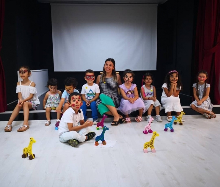 Kütüphanede Hayat Var.