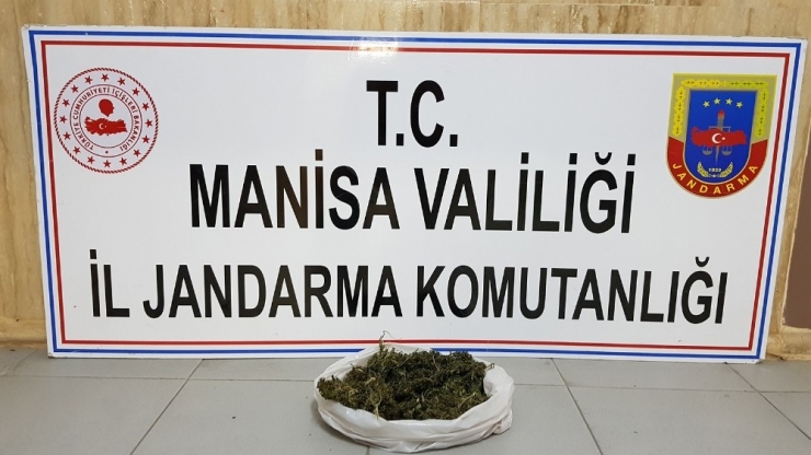 Manisa’da Uyuşturucu Operasyonu: 115 Gram Kubar Esrar Ele Geçirildi