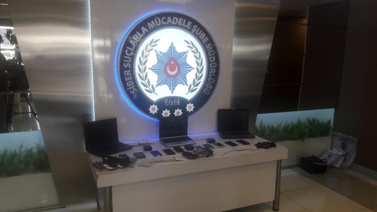 Sahte “E-ticaret” Sitesi Kurarak Vatandaşları Dolandıran Şahıslar Yakalandı