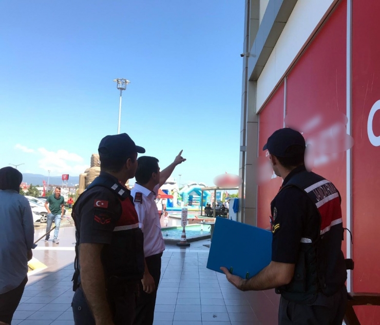 Sakarya’da Çaldı Sınır Kapısında Yakalandı