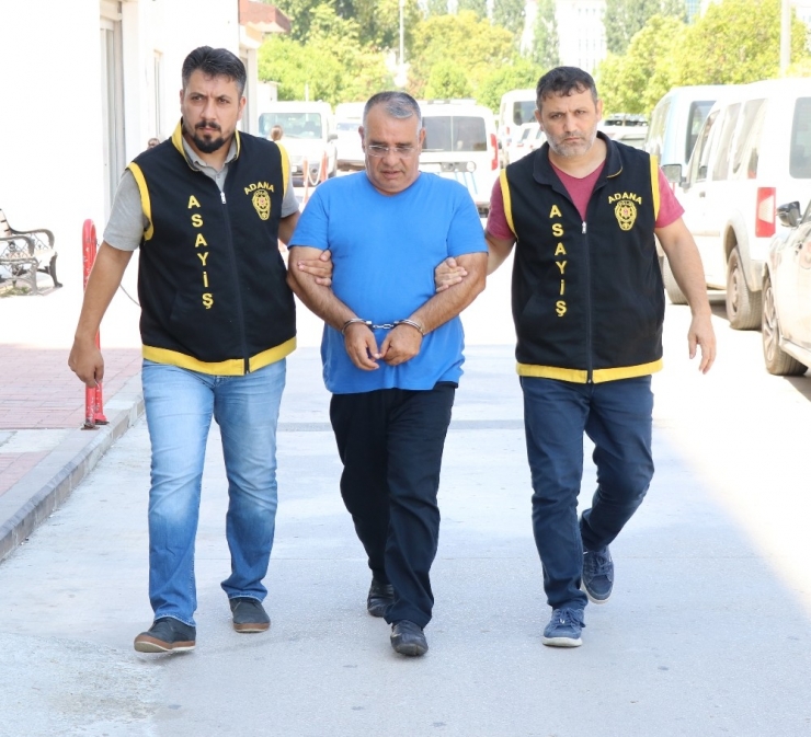 Sihir Yaparak Vatandaşları Dolandırdı