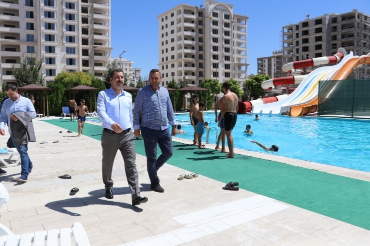 Baydilli Gençleri Havuza Davet Etti