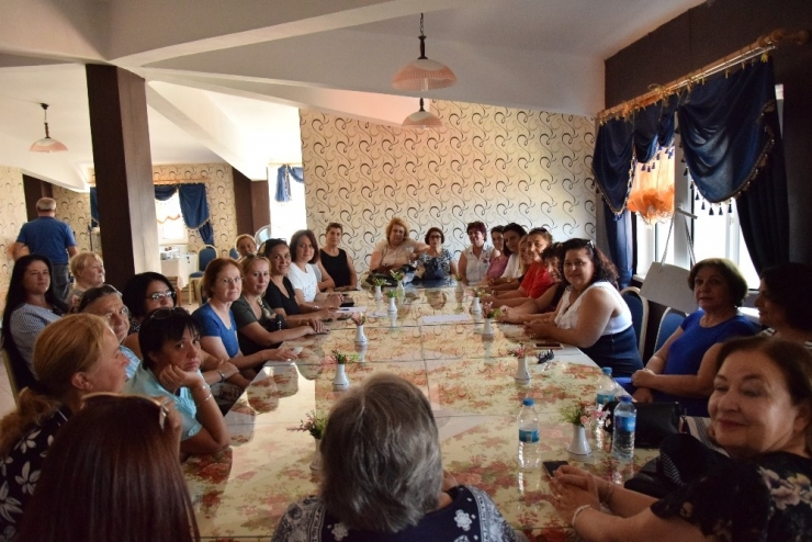 Chp Çanakkale İl Kadın Kolları Lapseki Teşkilatını Ziyaret Etti