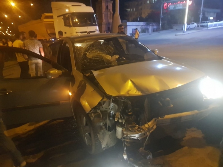 Diyarbakır’da Trafik Kazası: 1 Yaralı