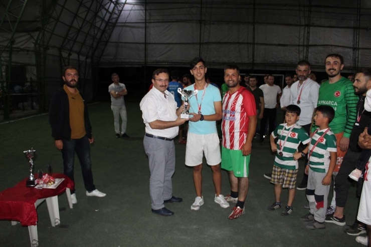 Emet Kaymakamlığı Halı Saha Futbol Turnuvası Sona Erdi