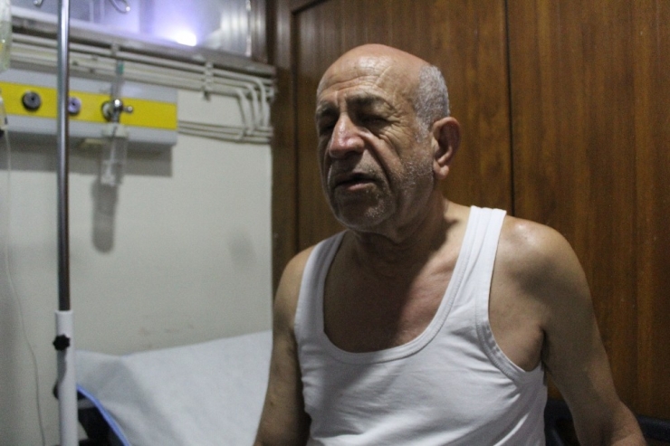 Kimliğini Görmek İsteyen Doktoru Darp Etti