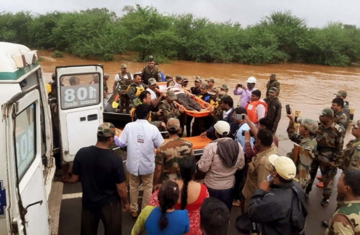 Hindistan’da Sağanak Muson Yağmurları: 22 Bin Kişi Tahliye Edildi