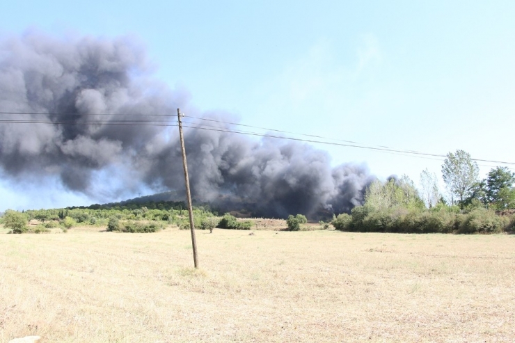 Kula’da Katı Atık Bertaraf Tesisinde Yangın