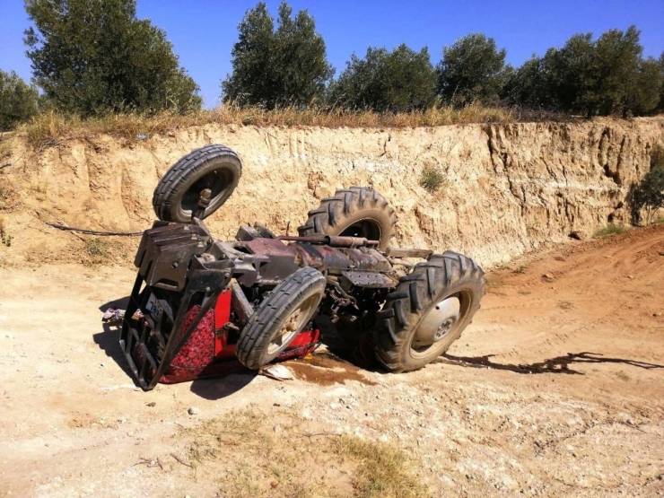 Sarıgöl’de Traktör Kazası: 1 Ölü