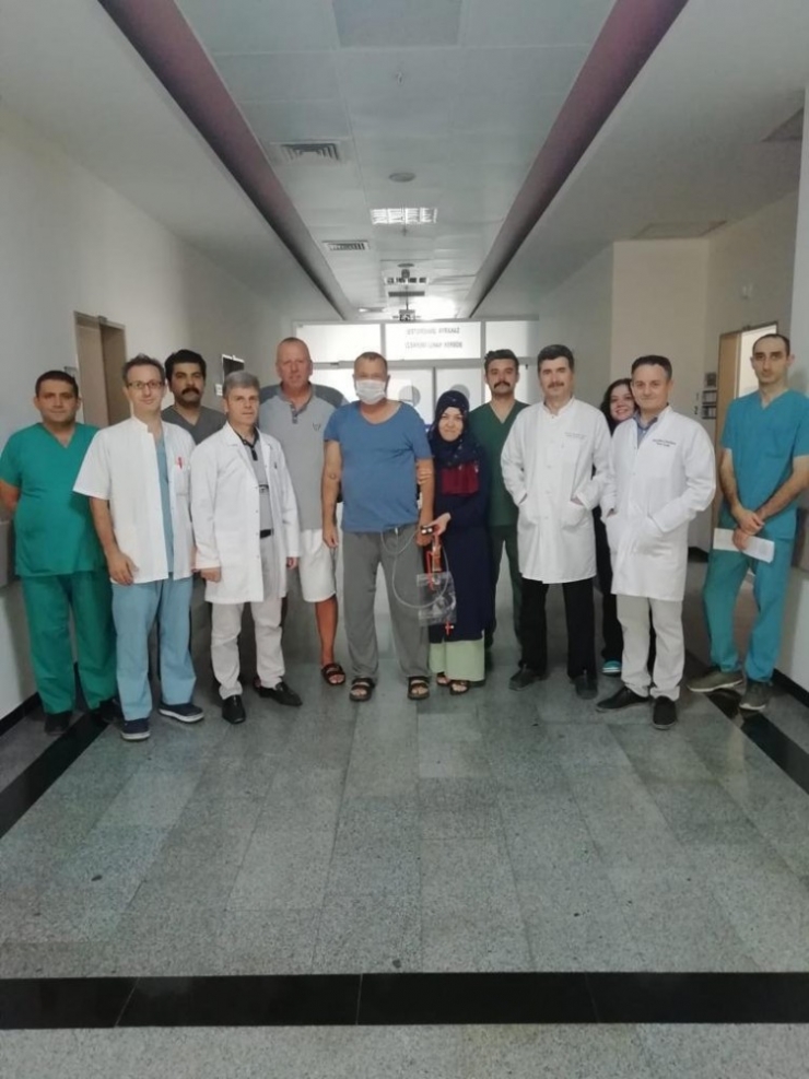 Saüeah’tan Bir İlk Daha: Yüksek Riskli Hastaya Böbrek Nakli Yapıldı