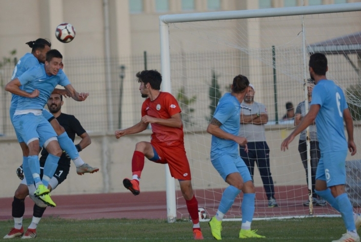 Sivas Belediyespor, Manisa’yı 1-0 Yendi