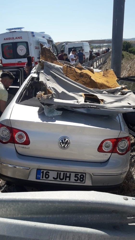 Balıkesir’deki Kazada 5 Kişi Yaralandı