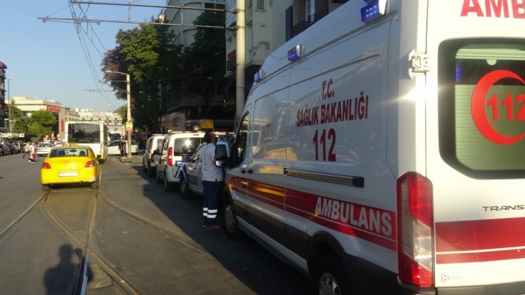 Kız Arkadaşıyla Sorun Yaşayan Genç, İntihar Girişiminde Bulundu