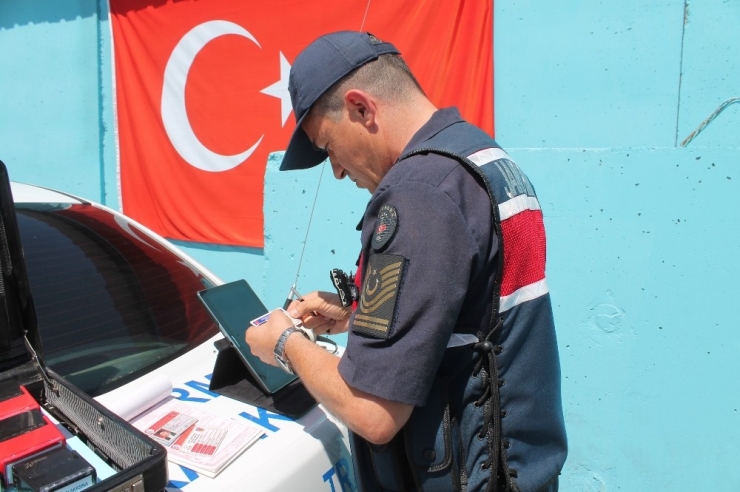 Jandarmadan Bayram Öncesi Trafik Denetimi