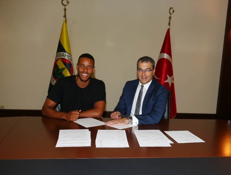 Zanka Fenerbahçe’de