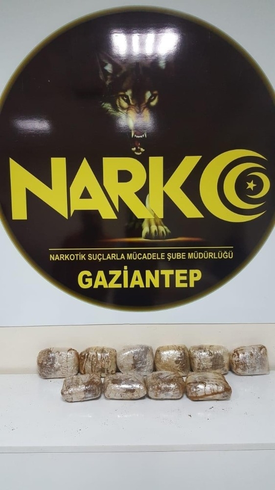 Otomobilden 5 Kilo Eroin Çıktı, Sürücüsü Gözaltında