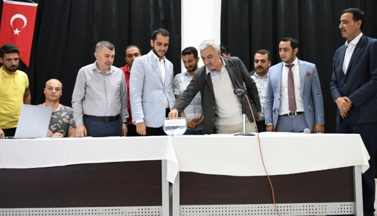 Gençlik Futbol Turnuvasında Fikstür Çekimi Yapıldı