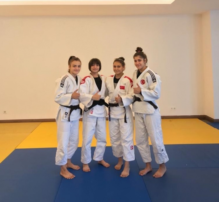 Judocular, Dünya Şampiyonası Kampında