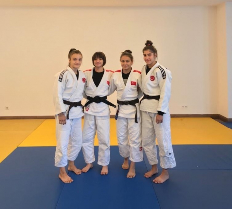 Judocular, Dünya Şampiyonası Kampında