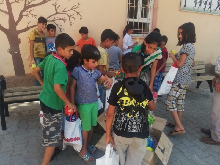 Sınırın Masum Çocuklarının Mutlu Günü