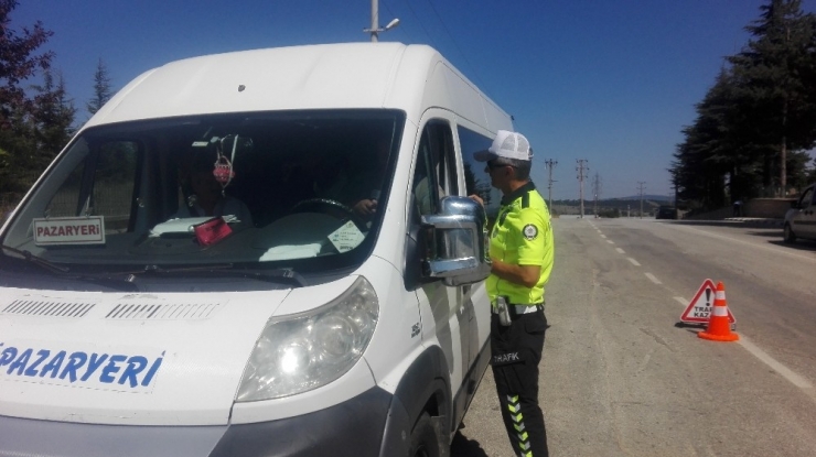Pazaryeri İlçe Emniyet Müdürlüğü’nden Trafik Denetimi