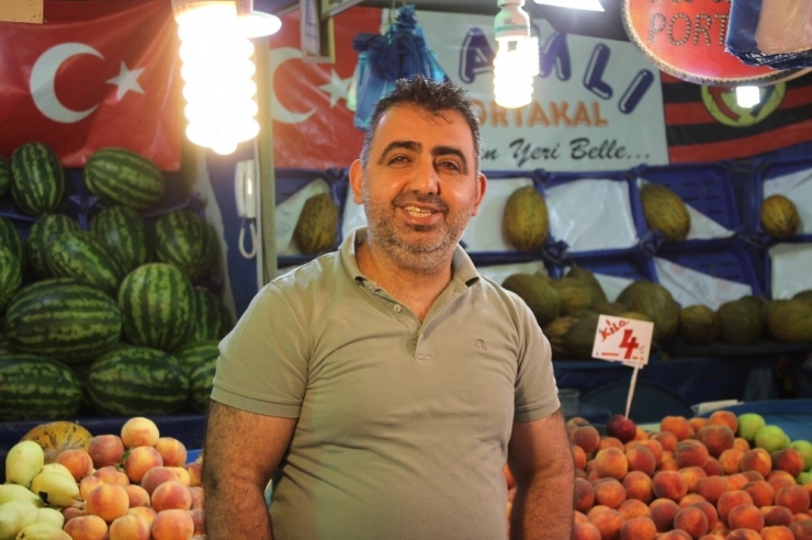 Bayram Öncesi Tezgâhlar Şenlendi