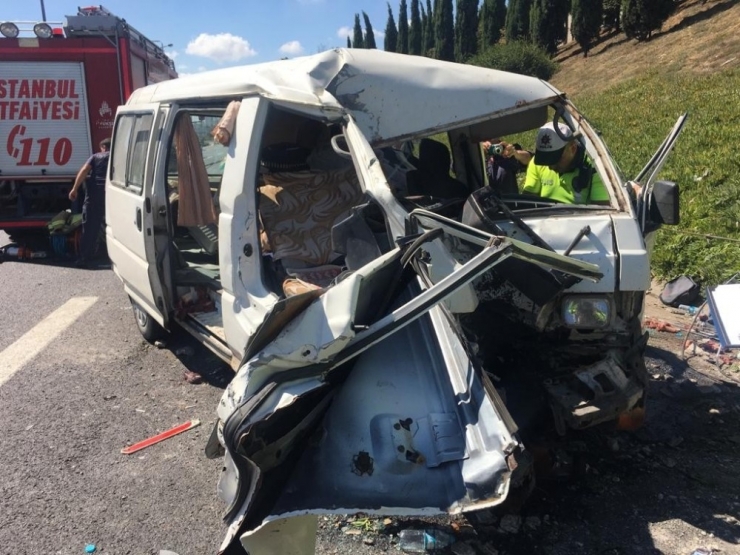 Çamlıca Gişeler’de Sıkışmalı Kaza: 3 Yaralı