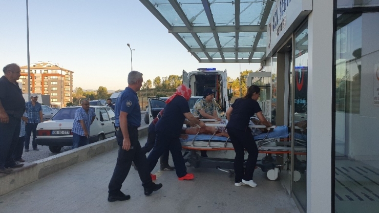 Kıyma Çekme Tartışması Yüzünden Kasaplar Arasında Silahlı Kavga Çıktı: 4 Yaralı