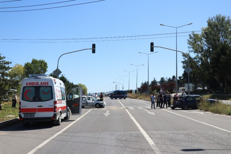 Bolu’da Trafik Kazası: 1’i Bebek 6 Yaralı