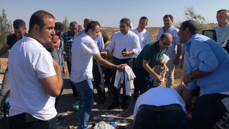 Kazayı Gören Ak Parti’li Vekil, Yaralıların Yardımına Koştu